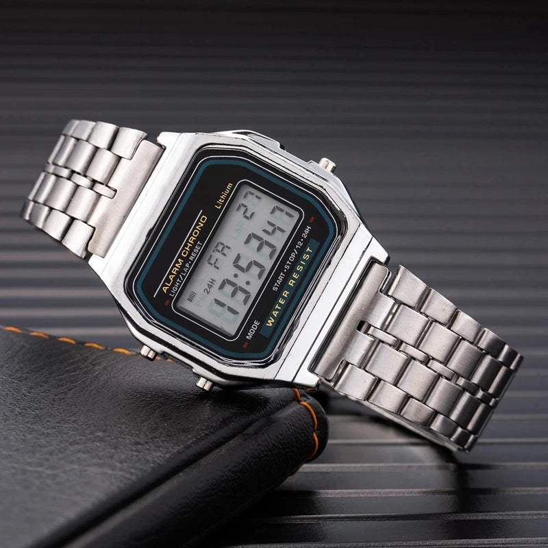 Relógio Digital — Esportivo, à Prova d'Água, Pulseira Dourada, LED, Unissex, Casual, Estilo Bracelete.