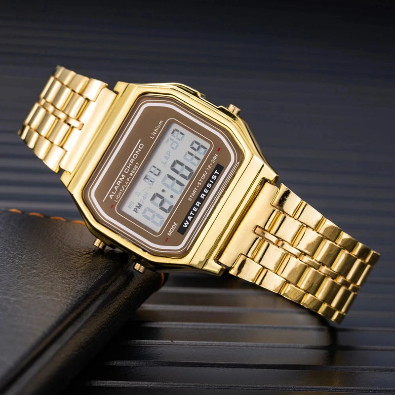 Relógio Digital — Esportivo, à Prova d'Água, Pulseira Dourada, LED, Unissex, Casual, Estilo Bracelete.