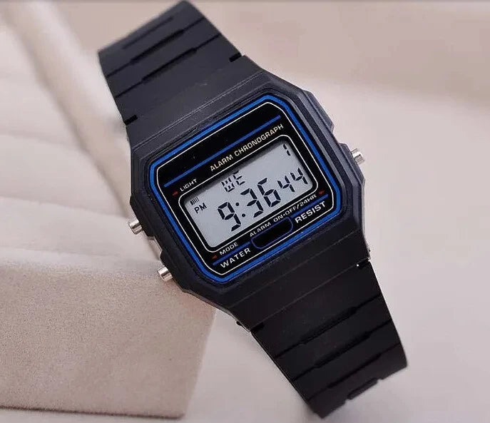 Relógio Digital — Esportivo, à Prova d'Água, Pulseira Dourada, LED, Unissex, Casual, Estilo Bracelete.
