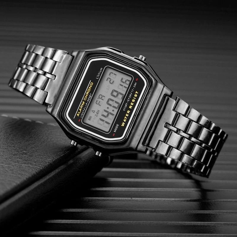 Relógio Digital — Esportivo, à Prova d'Água, Pulseira Dourada, LED, Unissex, Casual, Estilo Bracelete.